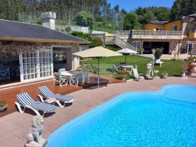 Chalet en venta en Darbo, O Morrazo