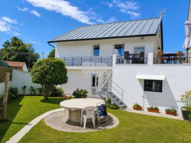 Chalet en venta en Darbo, O Morrazo