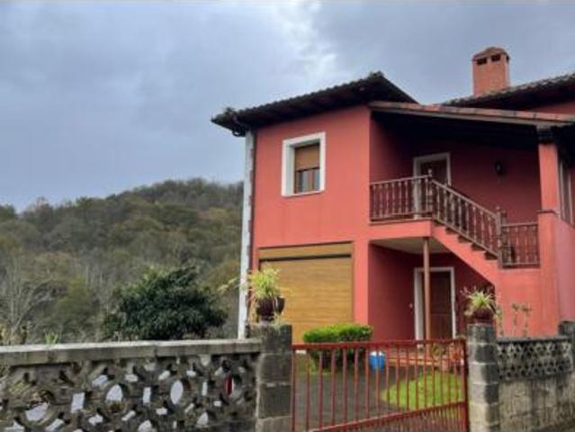 Chalet en venta en Helgueres, Cangas De Onís