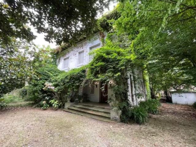 Chalet en venta en Duález, Torrelavega