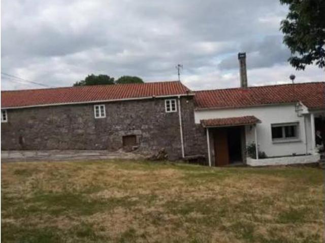 Chalet en venta en Chantada, Galicia