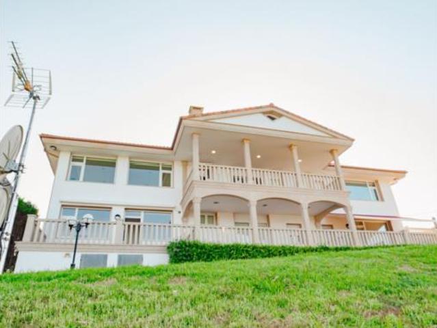 Chalet en venta en Cambrelle, Bergantiños
