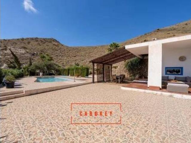 Chalet en venta en La Rellana de la Cruz, Carboneras