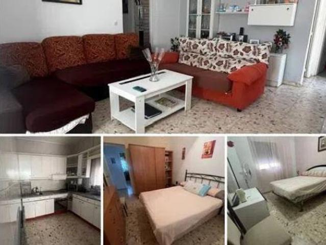 Chalet en venta en Carmona, Sevilla