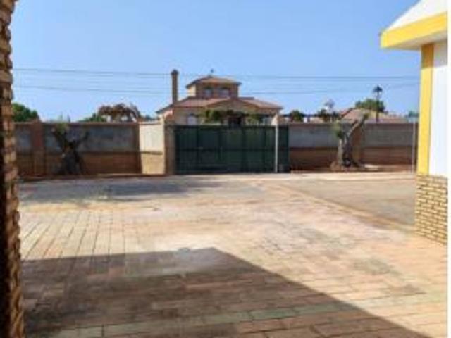 Chalet en venta en Urbanización Camposol, Carmona