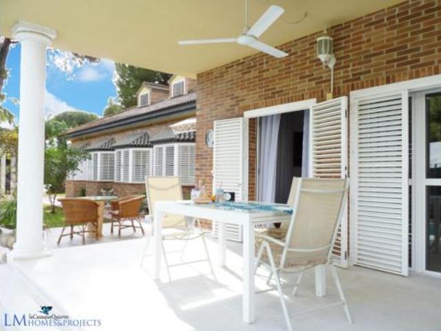 Chalet en venta en El Pino, Carmona