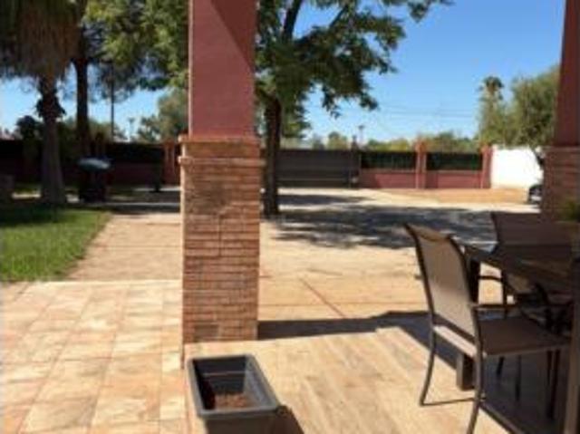 Chalet en venta en La Celada, Carmona