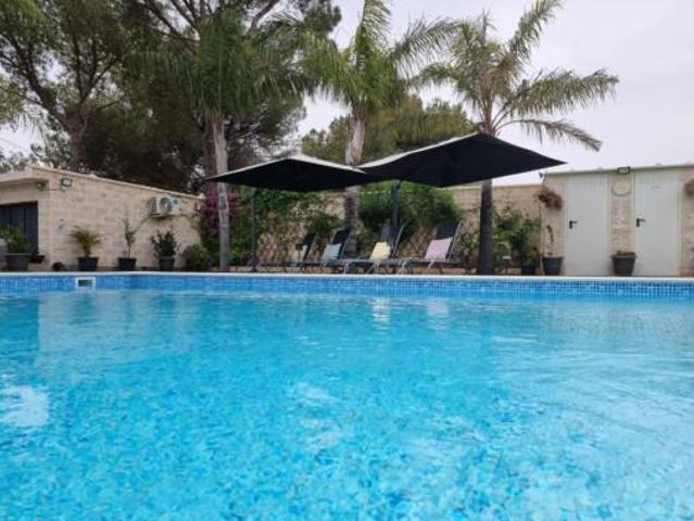 Chalet en venta en El Pino, Carmona