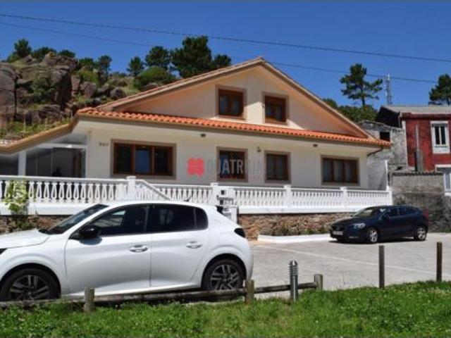 Chalet en venta en Muros, Galicia