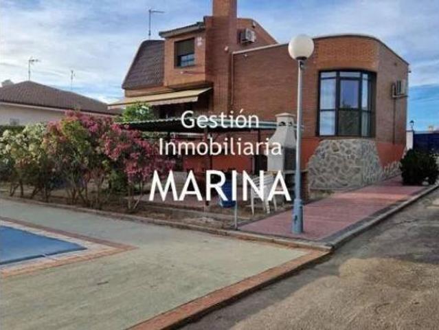 Chalet en venta en Carranque, Castilla-La Mancha