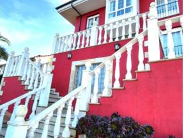 Chalet en venta en Carreño, Asturias