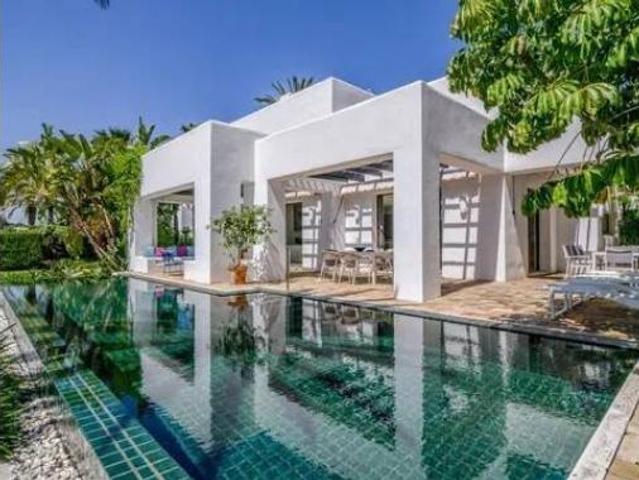 Chalet en venta en Casares, Málaga