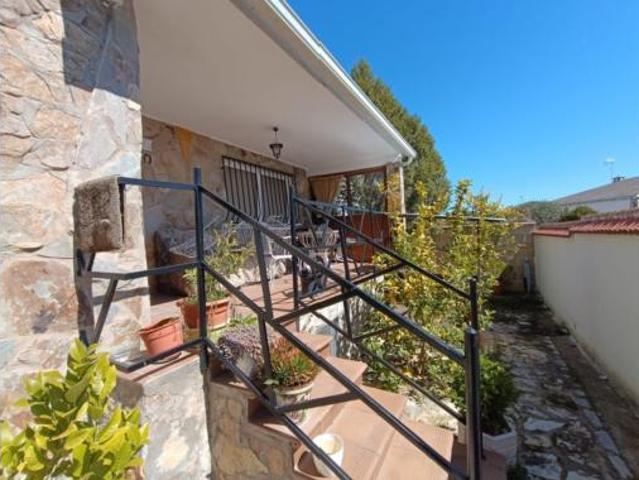 Villa en venta en Casarrubios Del Monte