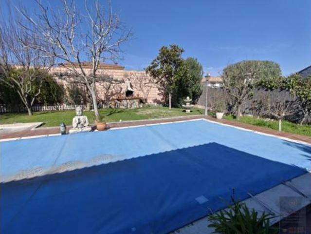 Chalet en venta en Casarrubios Del Monte, Castilla-La Mancha