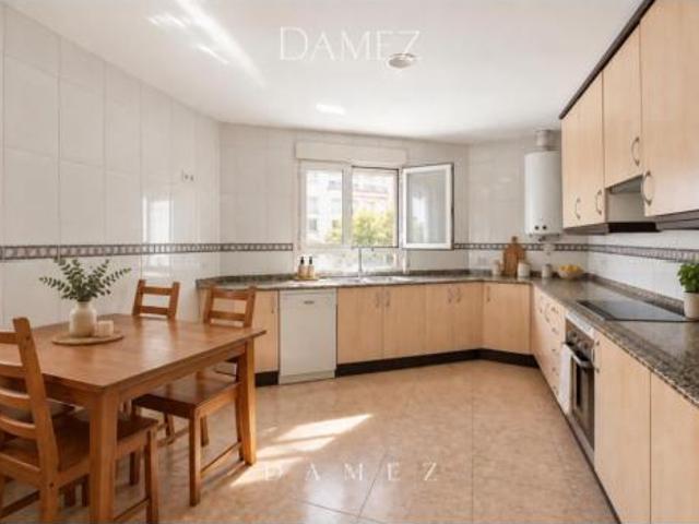 Chalet en venta en Casarrubuelos, Madrid
