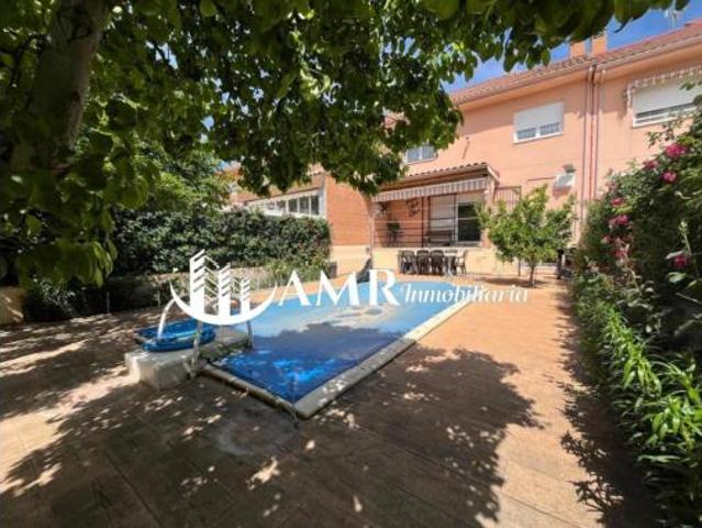 Chalet en venta en Casarrubuelos, Madrid