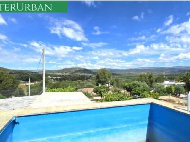 Chalet en venta en el Camp de Túria, Valencia