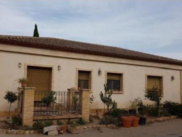 Villa en venta en Castalla