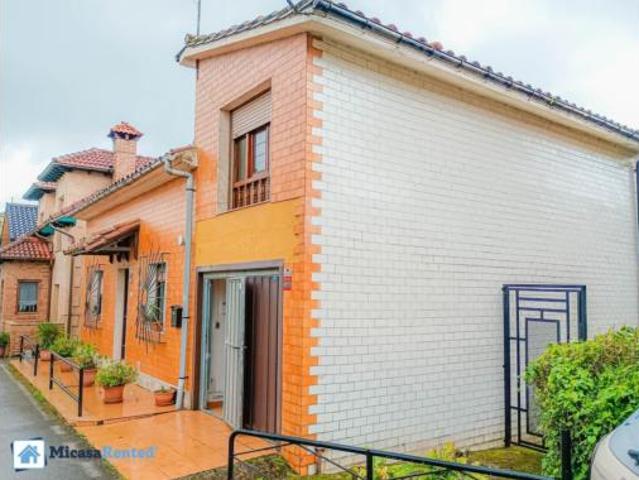 Chalet en venta en Castañeda, Cantabria