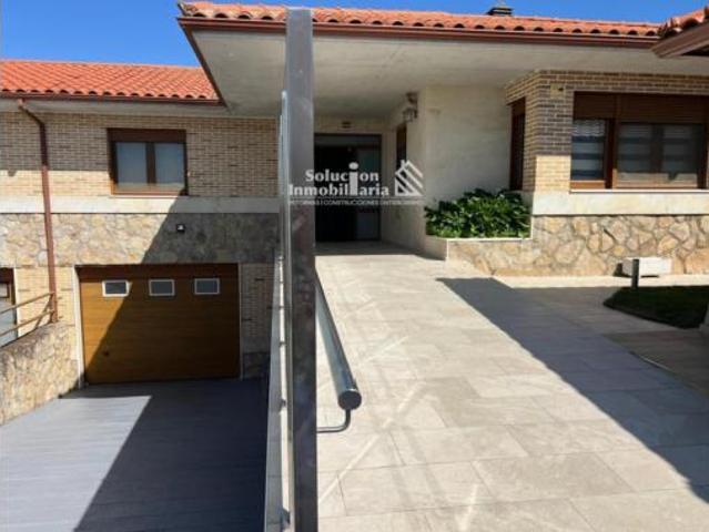 Chalet en venta en Urbanización la Almunia, Castellanos De Moriscos