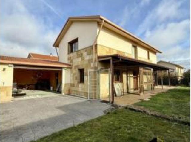 Chalet en venta en Urbanización la Almunia, Castellanos De Moriscos