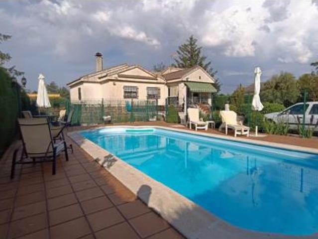 Villa en venta en Castellanos De Villiquera, Urbanización las Cecilias