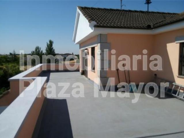Chalet en venta en Urbanización Altozano, Castellanos De Villiquera