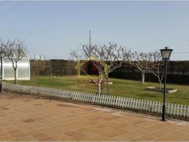 Chalet en venta en Castellanos De Villiquera, Castilla y León
