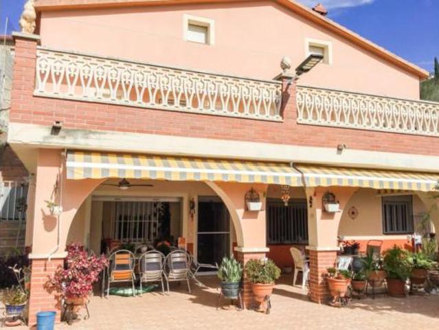 Chalet en venta en Cal Barretasso, Castellet I La Gornal