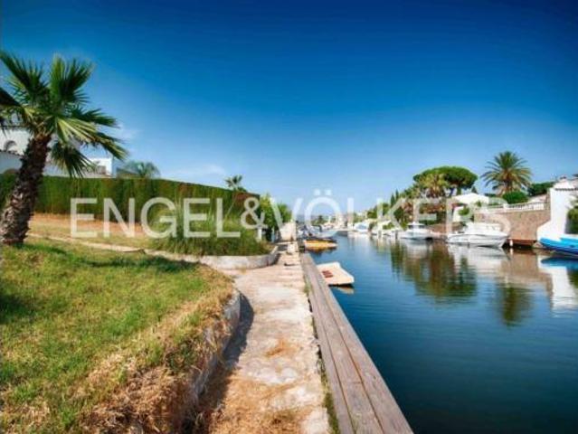 Chalet en venta en Empuriabrava, Alt Empordà