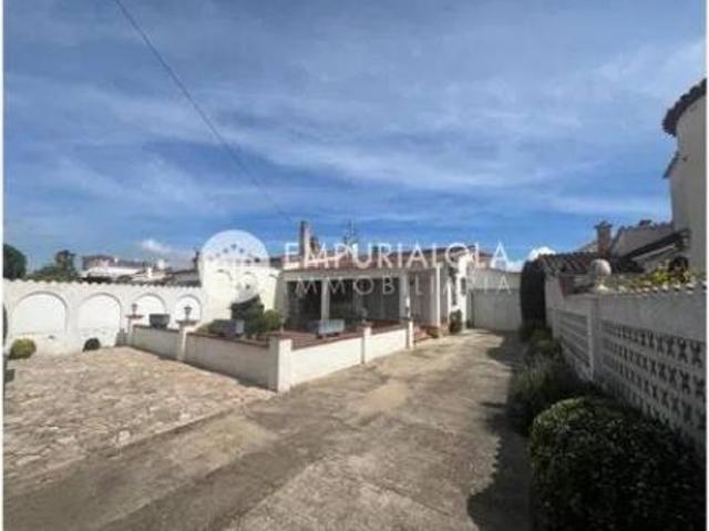 Chalet en venta en Empuriabrava, Alt Empordà