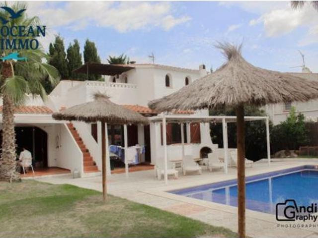 Chalet en venta en Castelló i Castelló Nou, Alt Empordà