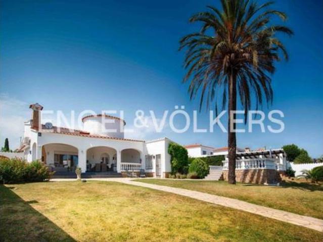 Villa en venta en Castelló D'empúries