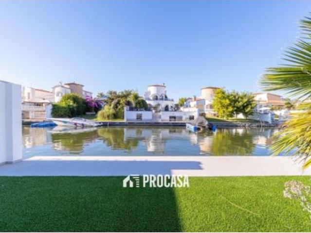 Chalet en venta en Empuriabrava, Alt Empordà