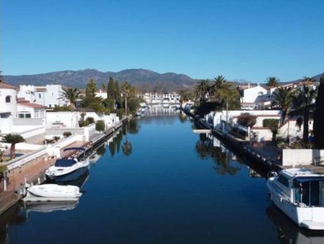 Chalet en venta en Empuriabrava, Alt Empordà