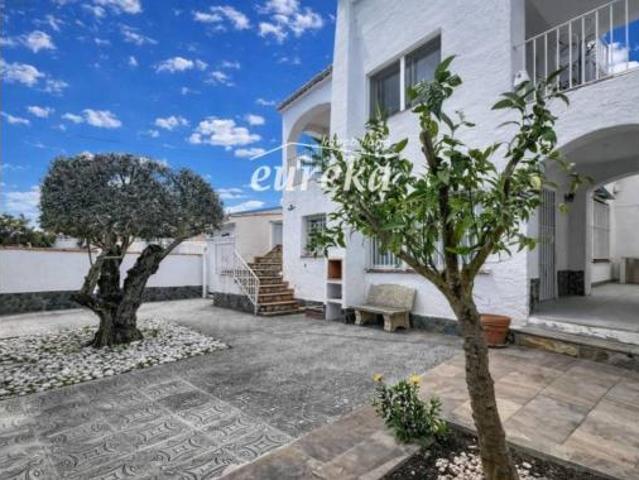 Chalet en venta en Empuriabrava, Alt Empordà