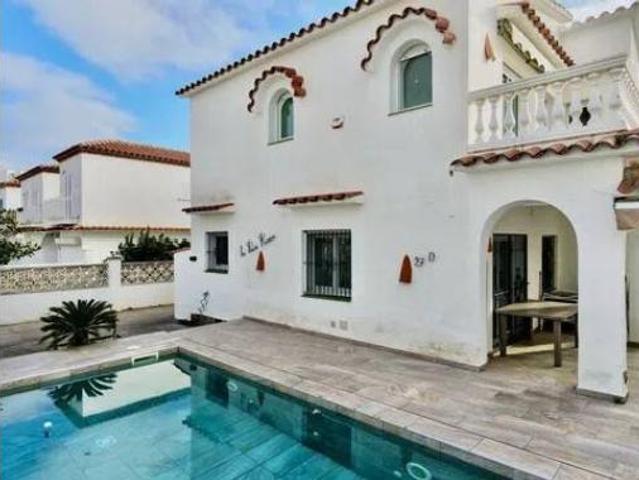 Chalet en venta en Empuriabrava, Alt Empordà
