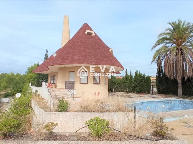 Chalet en venta en l'Alcalatén, Valencia