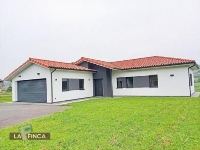 Chalet en venta en Avilés, Asturias