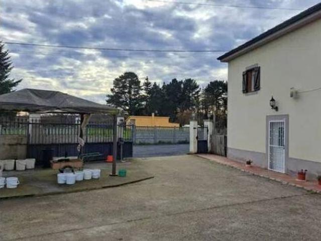 Chalet en venta en Terra Chá, Galicia