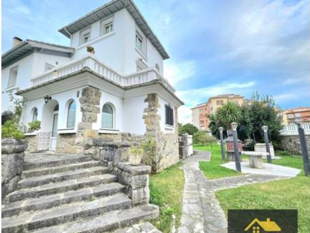 Chalet en venta en Los Marineros, Castro-urdiales