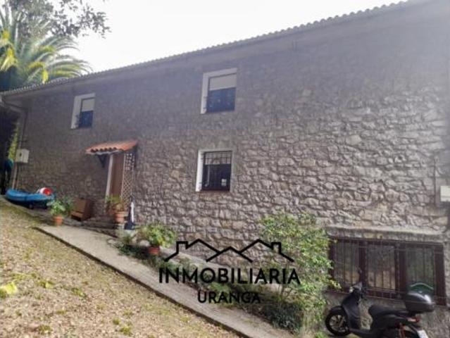 Chalet en venta en Mioño, Castro-urdiales