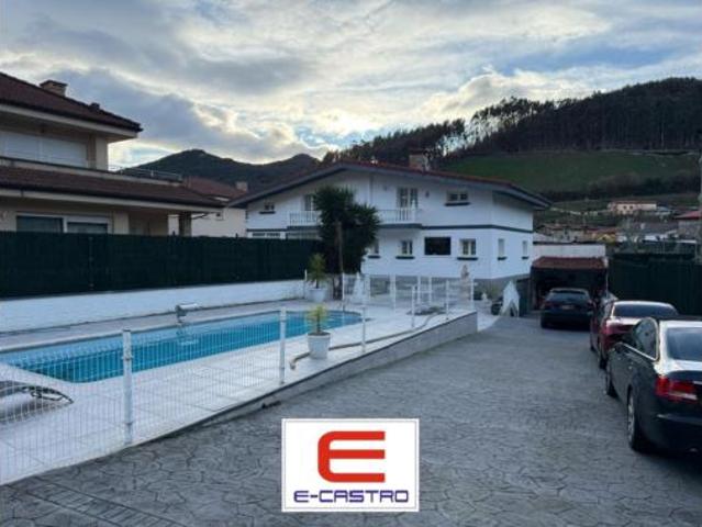 Chalet en venta en Sámano, Castro-urdiales
