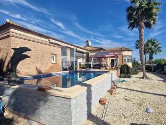 Chalet en venta en Catral, Valencia