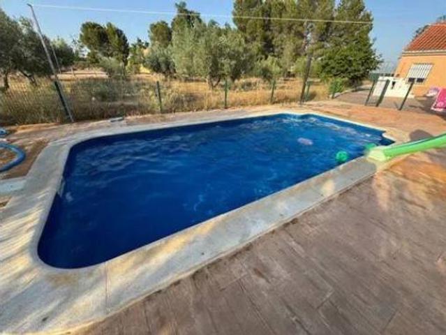 Chalet en venta en Caudete, Castilla-La Mancha