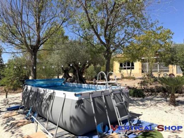 Chalet en venta en Caudete, Castilla-La Mancha