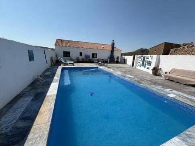 Chalet en venta en Caudete, Castilla-La Mancha