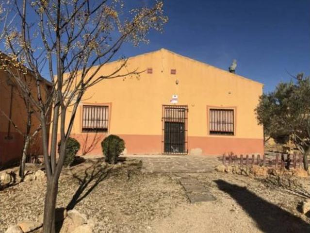 Chalet en venta en Caudete, Castilla-La Mancha