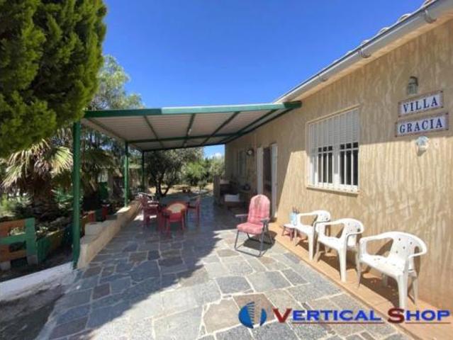 Chalet en venta en Caudete, Albacete