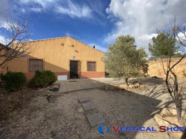 Chalet en venta en Caudete, Castilla-La Mancha